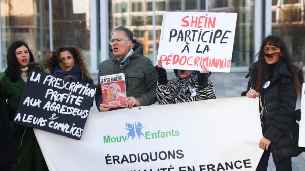 Schandaal in Frankrijk: 20 mannen opgepakt voor kopen kindersekspoppen