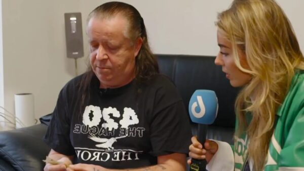 Kijkers pissig op blowende 'uitkeringstrekker' Edwin Penning uit Den Haag