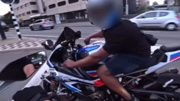 Motorrijder (29) uit Eindhoven voor rechter na gevaarlijke stunts op Instagram