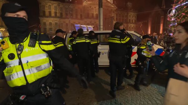 Onrust bij pro-Israëlmanifestatie op de Dam, vier mensen gearresteerd