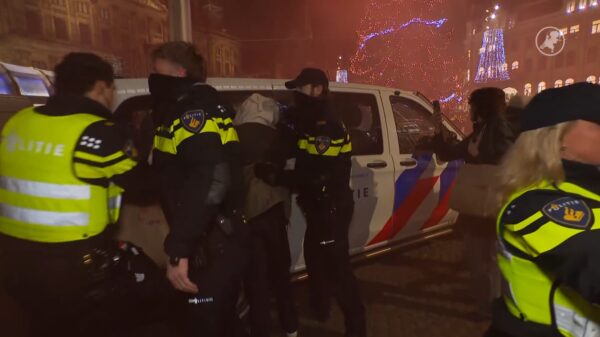Onrust bij pro-Israëlmanifestatie op de Dam, vier mensen gearresteerd