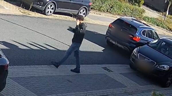 'Rechercheur Jasper' jat sieraden van 85-jarige vrouw in Deventer