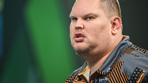 Wesley Plaisier krijgt kritiek op uiterlijk: "Meesten zitten met uitkering thuis"