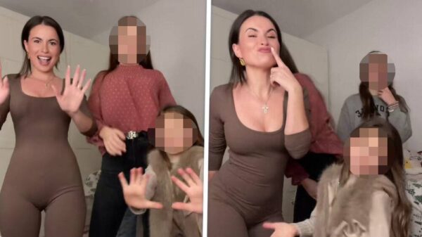 Moeder in catsuit steelt de show en kaapt alle aandacht van de kinderen