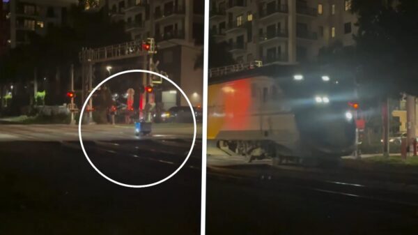 Autonome bezorgrobot in Miami compleet gesloopt door passerende trein