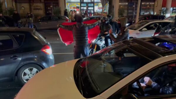 ME moet ingrijpen bij rellen na Afrika Cup-finale in Haagse Schilderswijk