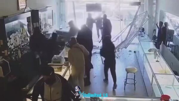 Overval op 88-jarige juwelier in San Jose loopt volledig uit de hand