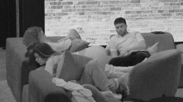 'Chess laat Thomas links liggen en wisselt 'm in voor een andere vent'