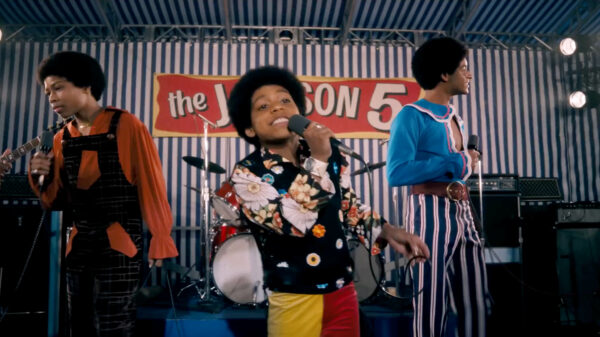 Jaafar Jackson schittert als MJ in de officiële trailer van 'Michael'