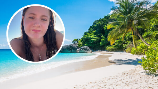 Vrouw deelt zomers verhaal en iedereen luistert aandachtig naar haar argumenten