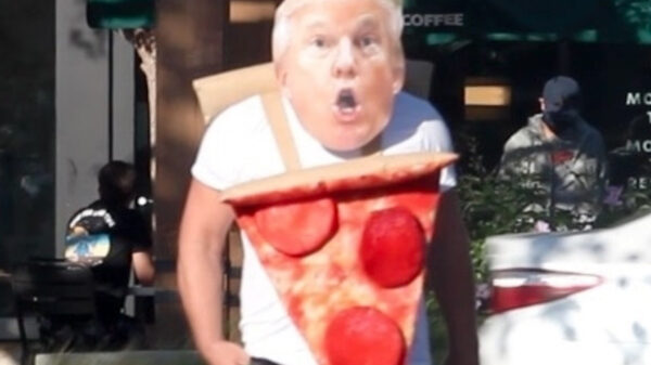 Dit beruchte woord duikt 851 keer op in de Epstein-files en het internet gaat los