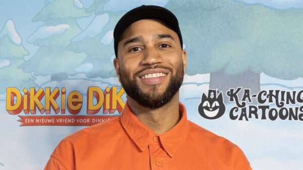 Presentator Edson da Graça haalt hard uit naar critici The Voice of Holland