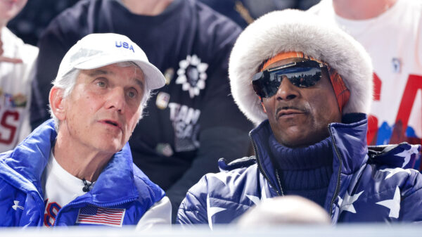 Relletje: Snoop Dogg pikt de plek in van een Nederlandse schaatsfan