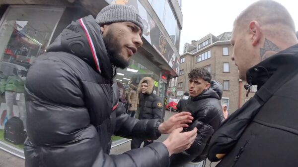 Dutch Travel Maniac is in Antwerpen, Vlaming: "We zijn 15 tot 20 jaar te laat"