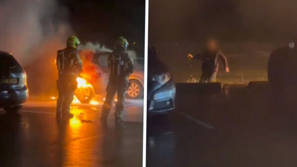 Bizar: Man stapt pas na een minuut uit zijn brandende auto in Druten