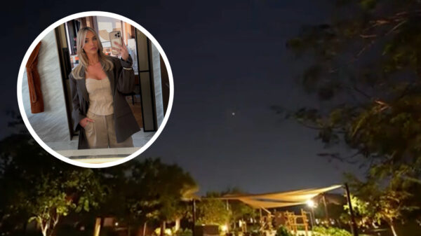 Lynn, de vriendin van Gio, in paniek door raketten: "Ik ga naar binnen!"