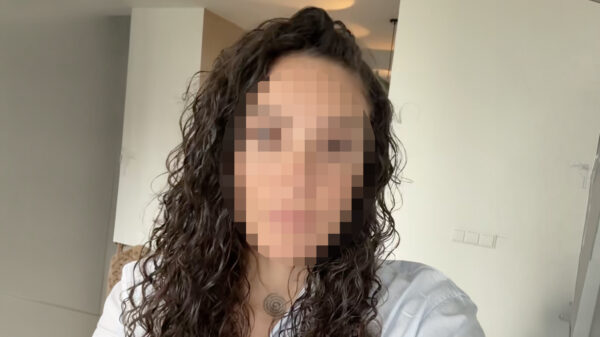 Volgers in shock door het nieuw gezicht van Fajah Lourens na ingreep