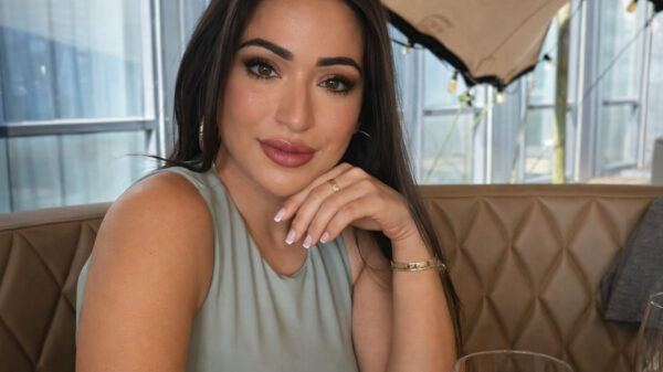 Lale Gül deelt gênant bedverhaal met speeltje dat eindigt op de operatietafel