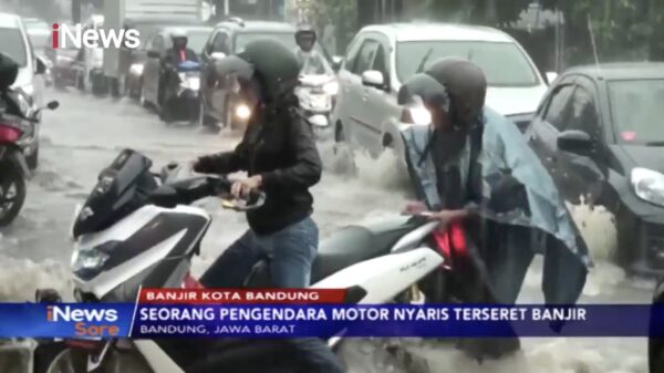 Als je straat blank staat ga dan vooral niet op je motorscooter weg