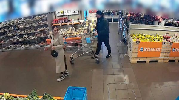 Aso-stelletje jat voor honderden euro’s aan boodschappen in Barneveld