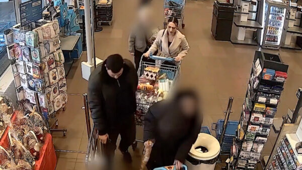 Aso-stelletje jat voor honderden euro’s aan boodschappen in Barneveld