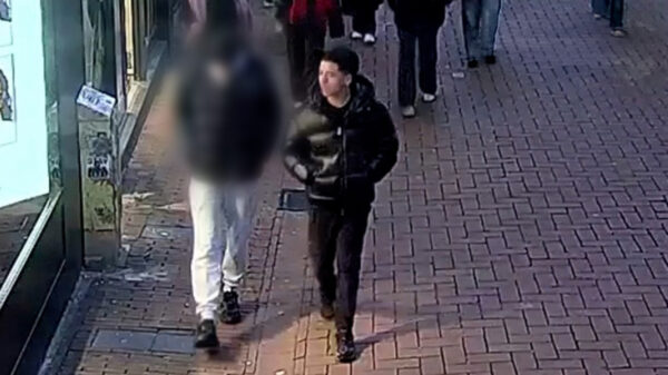 Vrouw (73) in Kalverstraat zwaar gewond na opzettelijke duw door kansenparels