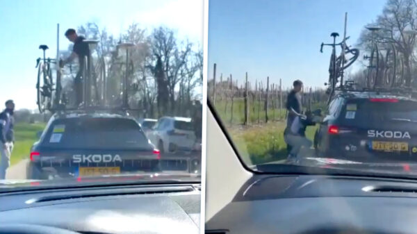 Dronken man probeert fiets te jatten van Visma-auto tijdens Coppi e Bartali