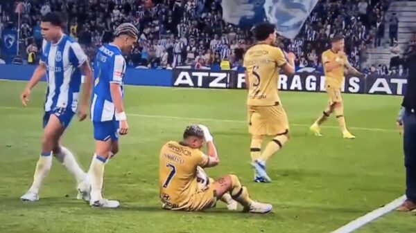 Spuugincident in Portugal: 'Alberto Costa spuugt vol in het gezicht van Sorriso'