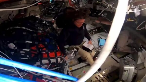 Astronauten van de Artemis II verbreken afstandsrecord van de Apollo 13