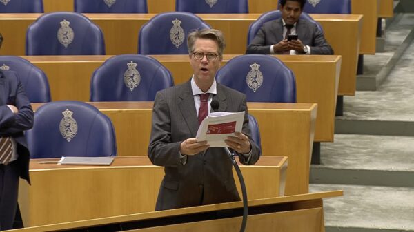 Martin Bosma SLOOPT de uitgelekte taalgids van Ministerie van Onderwijs