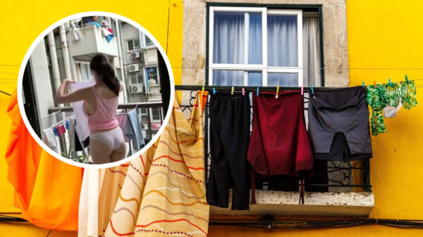 Sprintje naar het balkon, want mijn nieuwe buurvrouw heeft weer wasdag