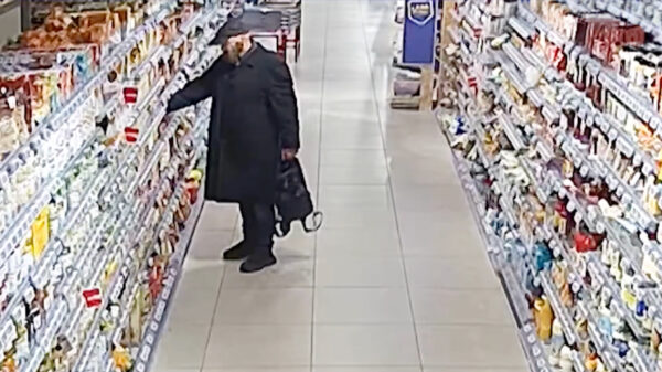 Man legt explosief in schap van supermarkt, dagen later ontploft het