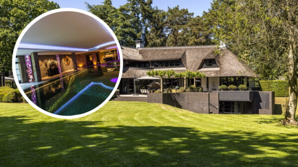Dit krankzinnige huis in Laren kost 17,8 miljoen en slaat echt alles