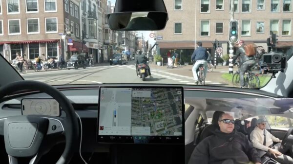 Nederland laat als eerste in Europa Tesla's met Full Self Driving toe
