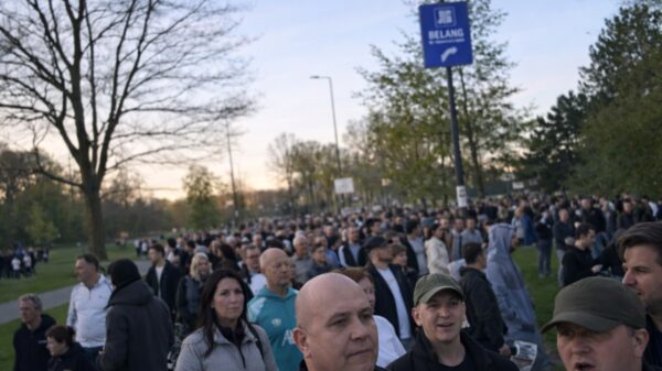 Onrust bij protest tegen azc in Den Bosch: groep probeert A59 op te lopen