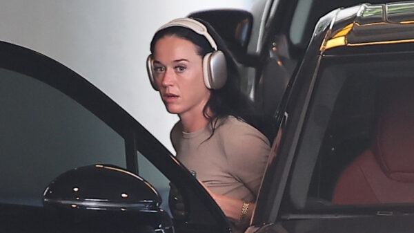 Politie Victoria onderzoekt Katy Perry na claim seksueel misbruik bij Ruby Rose