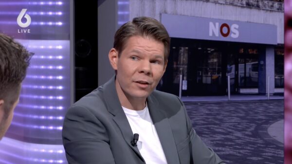 Victor Vlam haalt keihard uit naar de NOS: "Stop met dat linkse gepreek!"