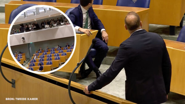 Video: Schreeuwende Palestijnse activisten tijdens debat over Midden Oosten