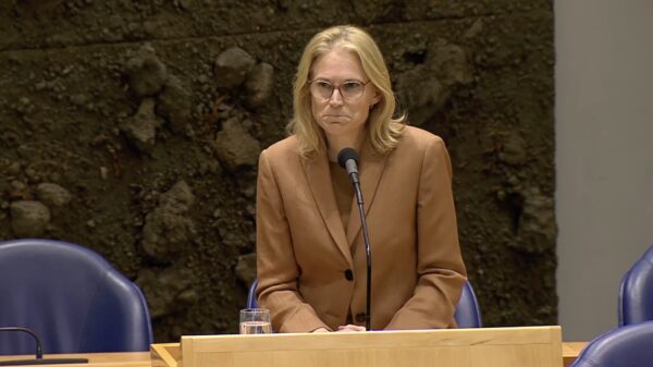 Pijnlijk: D66-minister Elanor Boekholt-O'Sullivan weer voor schut na simpele vraag