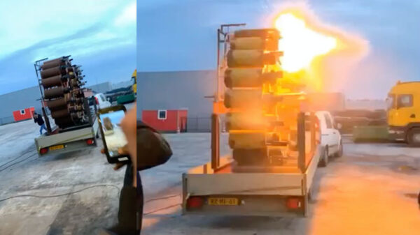 Met deze heerlijke carbidmolen is het startsein van Oud & Nieuw 2019 officieel gegeven!