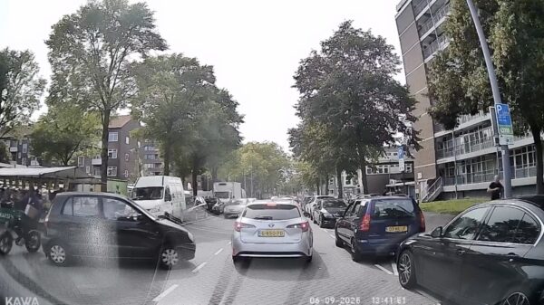 Een opeenstapeling van de grootste amateurs op de weg in 2 minuten