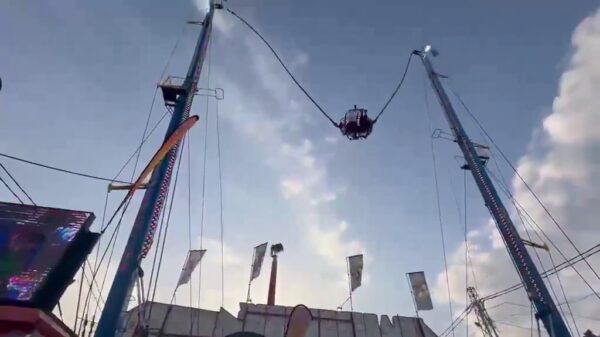 Kermisdrama in Spanje: Kabel van slingshot knapt met kinderen erin, vier gewonden