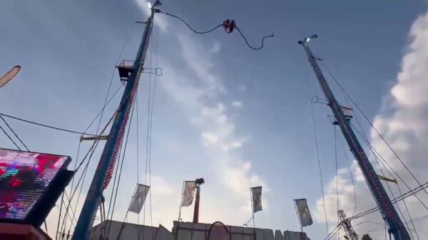 Kermisdrama in Spanje: Kabel van slingshot knapt met kinderen erin, vier gewonden