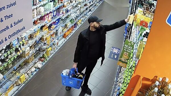 Zoekzoek: Man jat voor 300 euro boodschappen bij supermarkt in Kampen