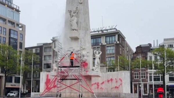 Triest: Dam doelwit van laffe actie met beklad monument voor herdenking