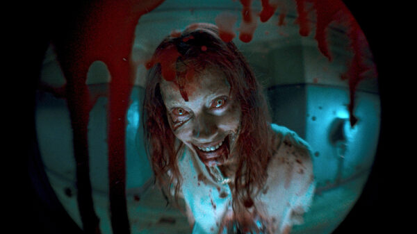 Trailer van Evil Dead Burn brandt gestoorde familiehel op je netvlies