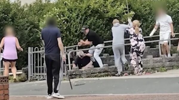 Burenruzie in Engeland loopt compleet uit de klauwen met wapens