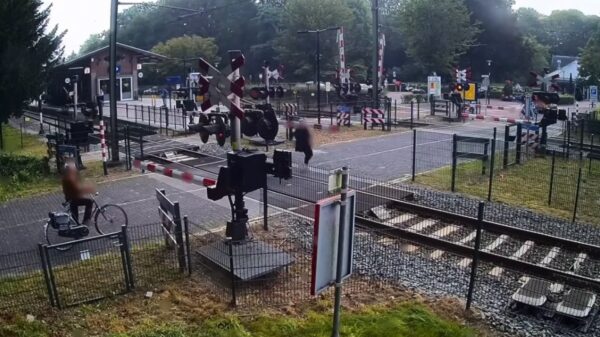 Dodelijk: Waarom onze jongeren massaal Russisch roulette spelen bij het spoor