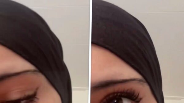 Marokkaanse: "Hoofddoek is een middel om vrouwen onderdrukt te houden"