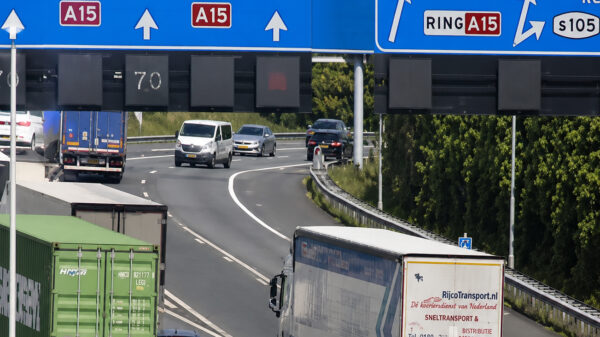 Asociale automobilisten rijden door tijdens reanimatie op snelweg: ‘Hufters!’